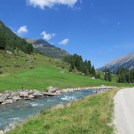 Alpenmaisonette Gipfelstuermer Bramberg am Wildkogel Esterno foto