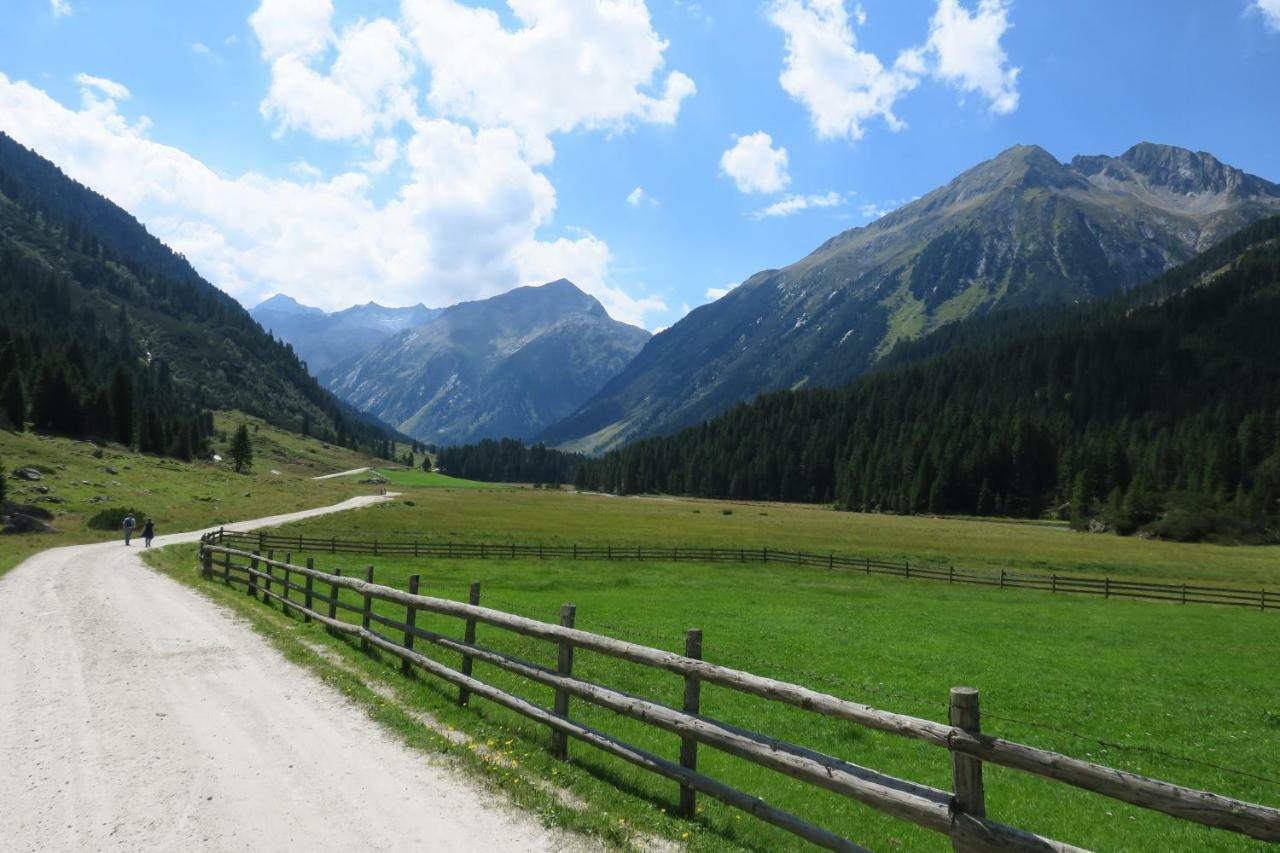 Alpenmaisonette Gipfelstuermer Bramberg am Wildkogel Esterno foto